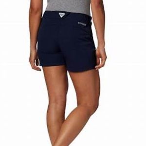 Columbia Shorts Size 4
